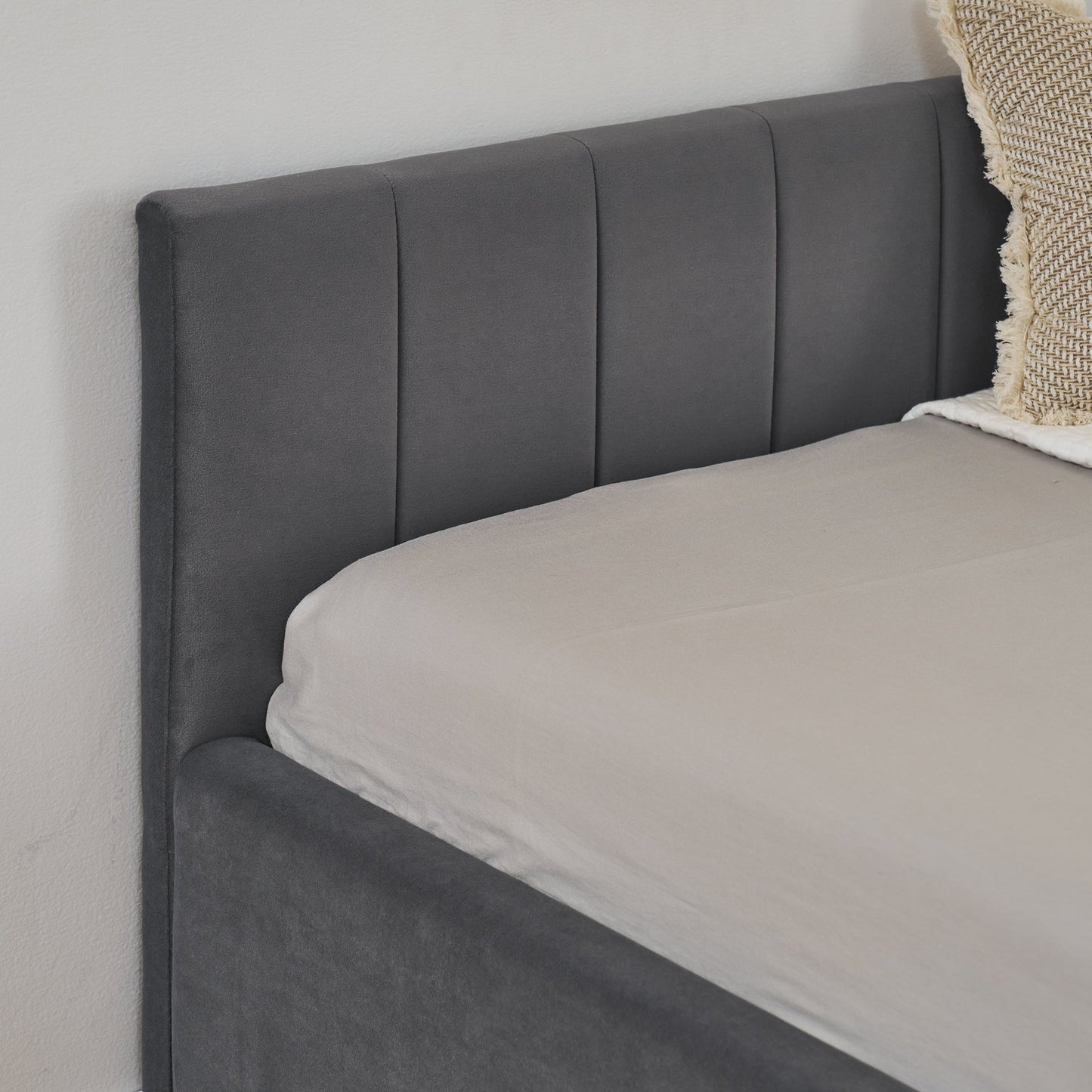 Full Size Upholstered Tufted Bed Frame With Two Drawers, Sofa Bed Frame With Comfortable Backrest and Armrests, Velvet