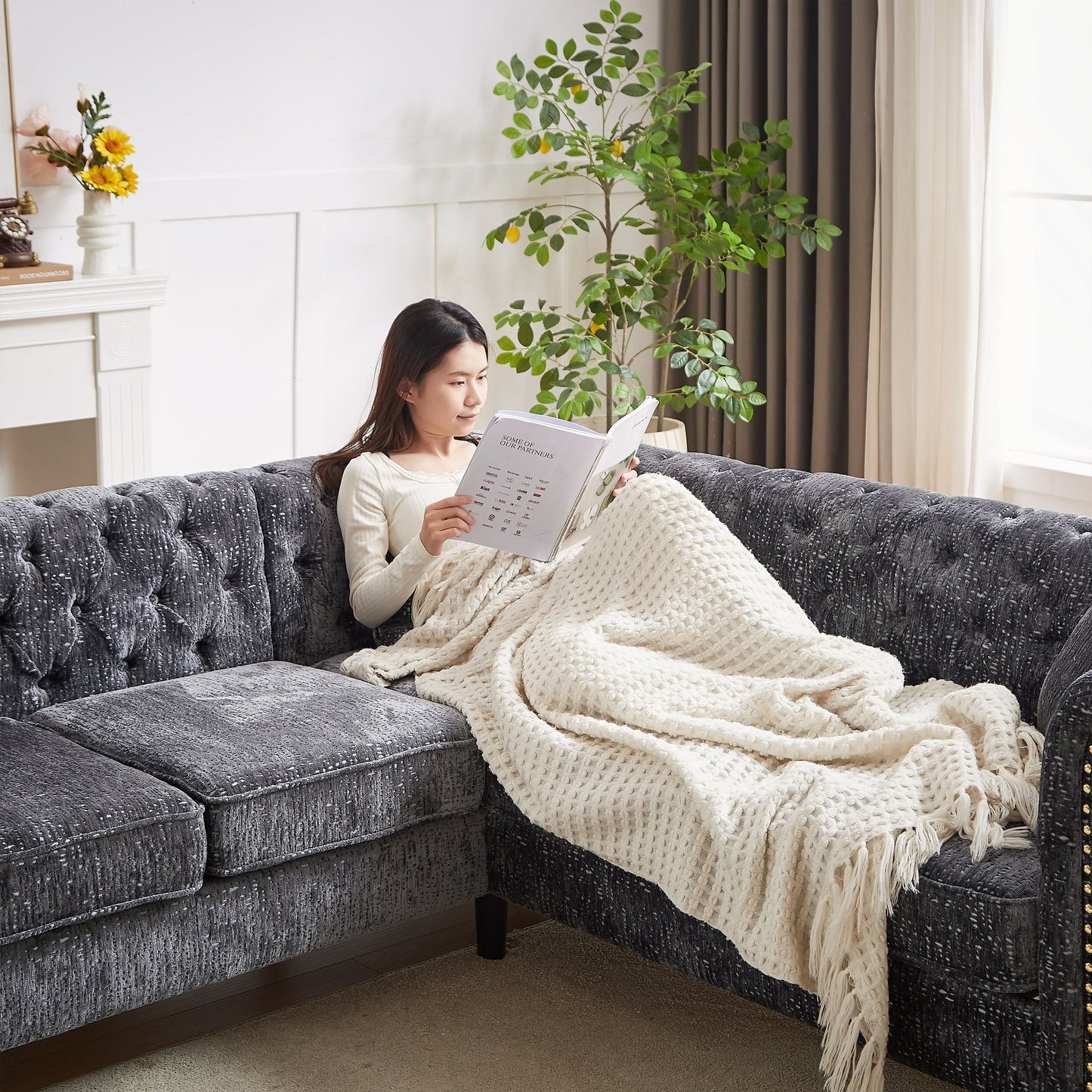 81.5-Inch Chenille Corner Sofa , L-Shaped Sectional Couch, 5-Seater Corner Sofas With 3 Cushions for Living Room, Bedroom