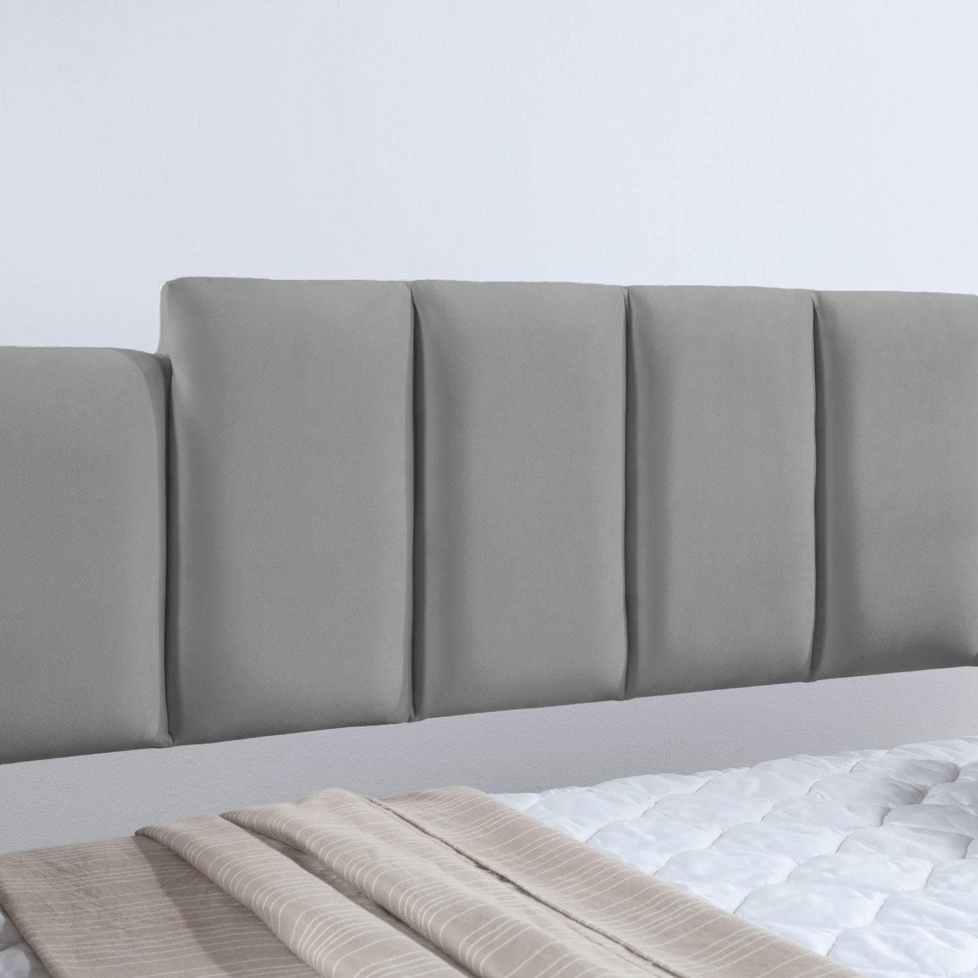 Velvet Daybed With Trundle Upholstered Tufted Sofa Bed,  Both Twin Size, Grey